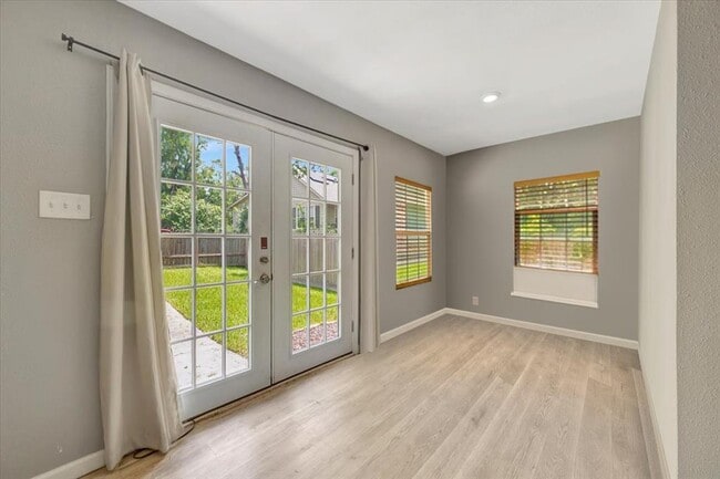 Building Photo - 5346 Apple Blossom Ln