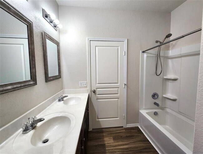 Building Photo - 24106 Silver Sunset Ln