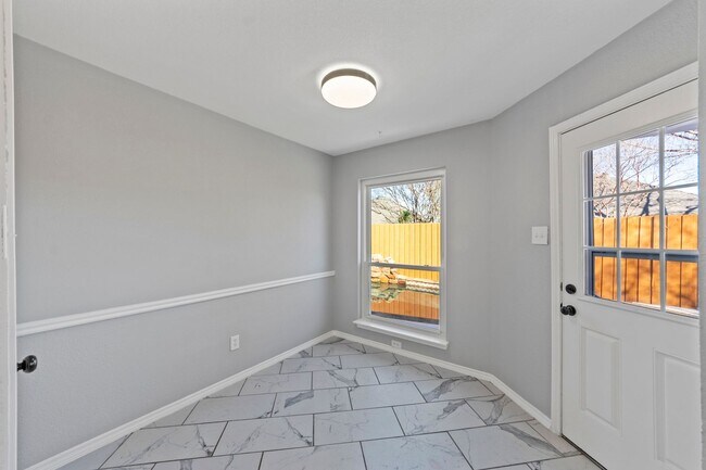 Building Photo - 128 Overbrook Dr