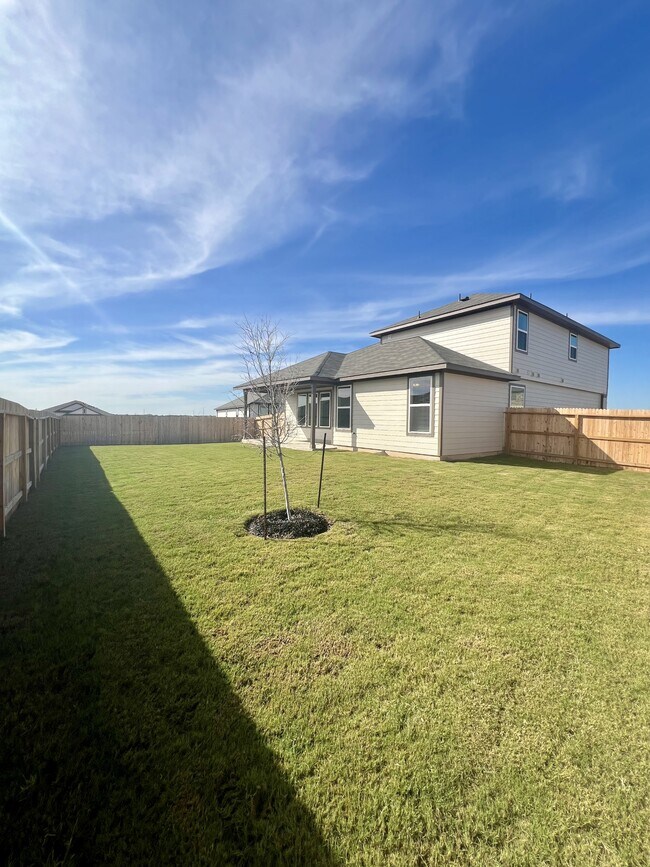 Building Photo - 14438 Inspiration Pt