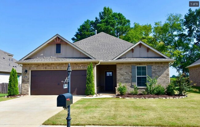 Building Photo - 179 Bowdock Dr.