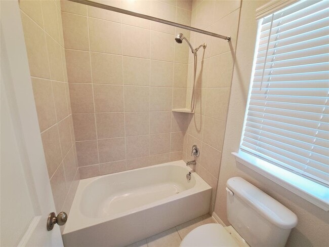 Building Photo - 309 Toddy Wy