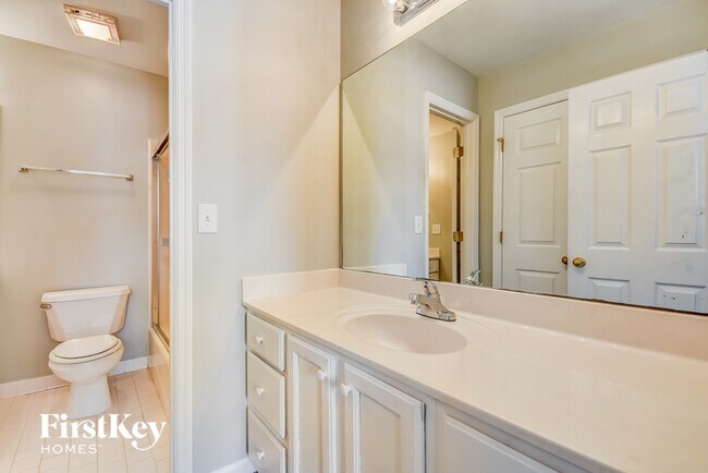 Building Photo - 329 Dulaine Cove
