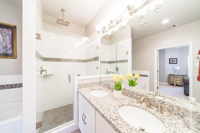 Building Photo - 4208 Old Spanish Trl