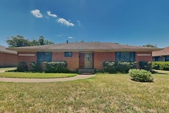 Building Photo - 5705 Trailwood Dr