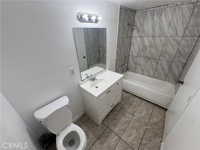 Building Photo - 1396 Garnet St