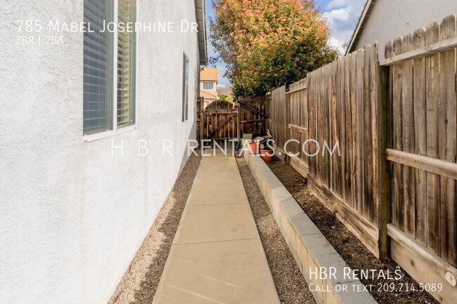 Building Photo - Single Story 3-Bedroom Home in Tracy – 173...