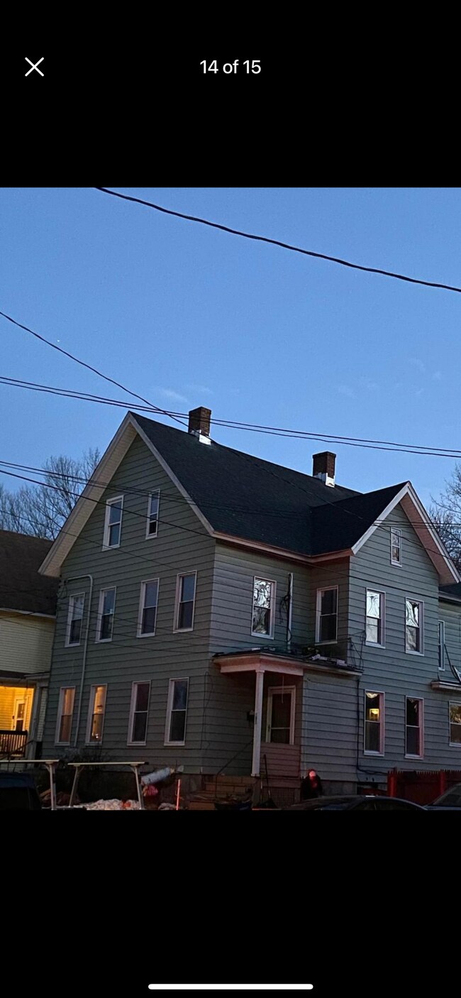 Primary Photo - 185 N State St