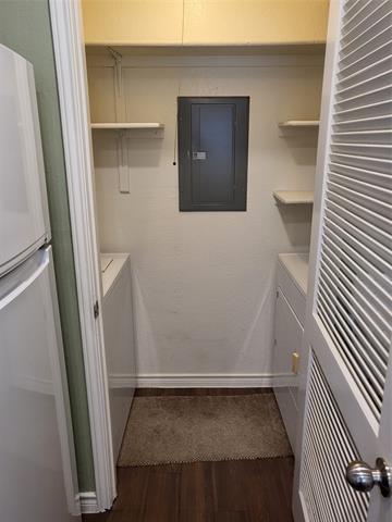 Building Photo - 2010 Cloisters Dr