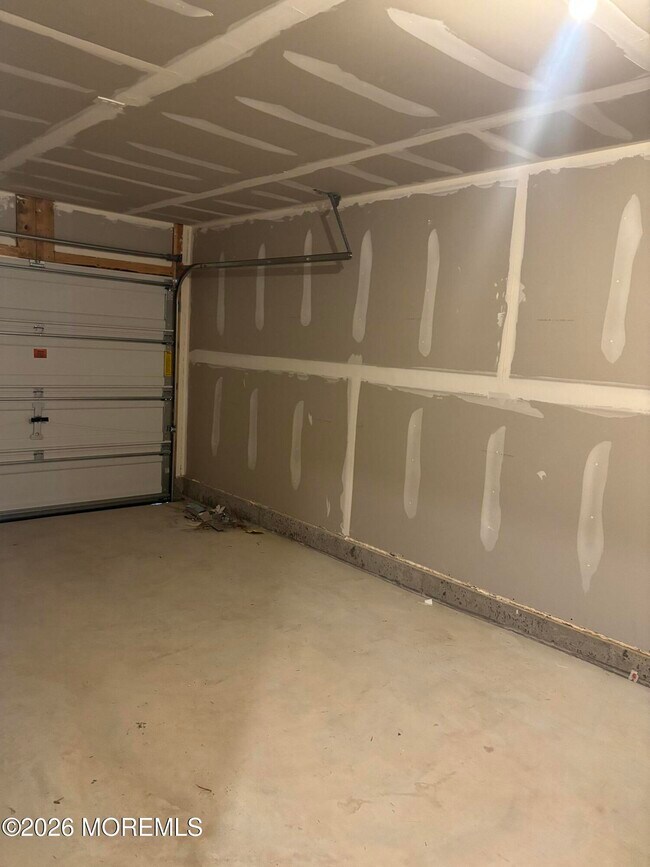 Building Photo - 17 Bay Breeze Dr