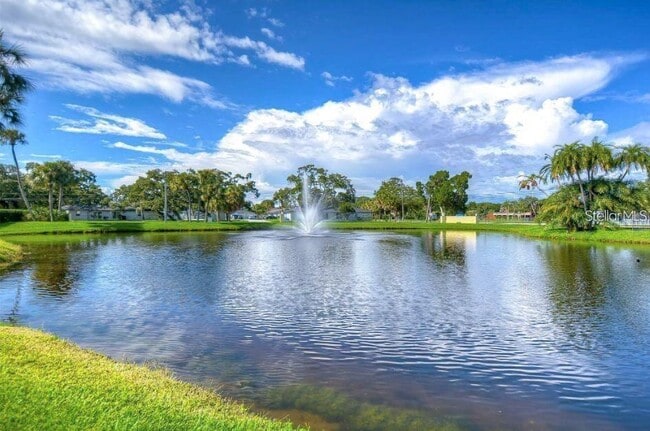 Building Photo - 3001 58th Ave S