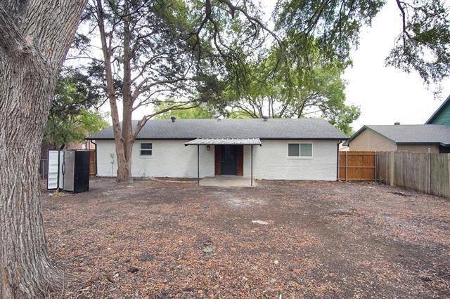 Building Photo - 2402 Ozark Dr