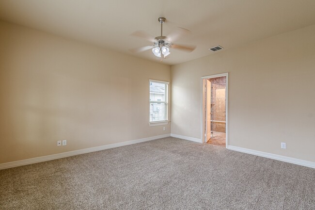 Building Photo - 736 Great Cloud Dr