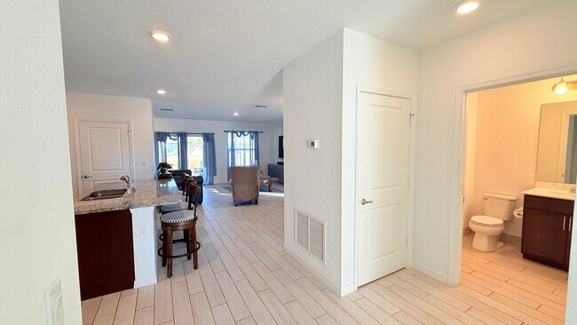 Building Photo - 5154 Armina Pl