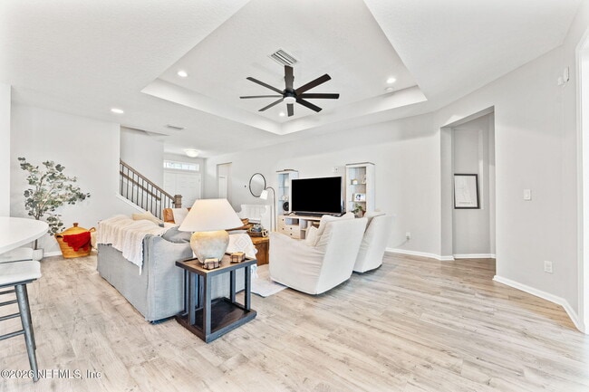 Building Photo - 611 Watervale Dr