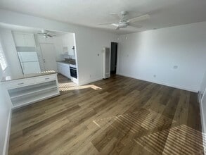 Building Photo - Felton St.