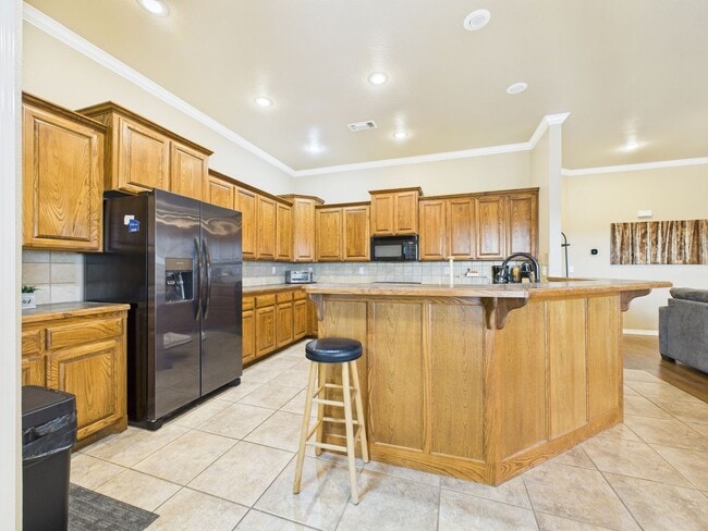 Building Photo - 1701 Rock Creek Rd