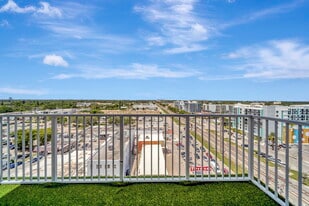 Building Photo - 140 S Dixie Hwy