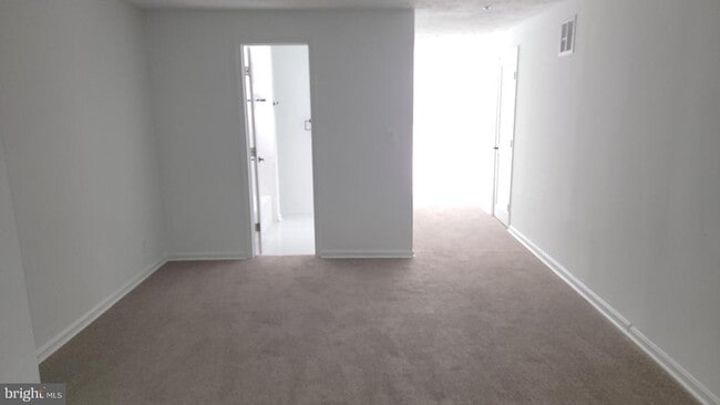 Building Photo - 10011 Welshire Dr