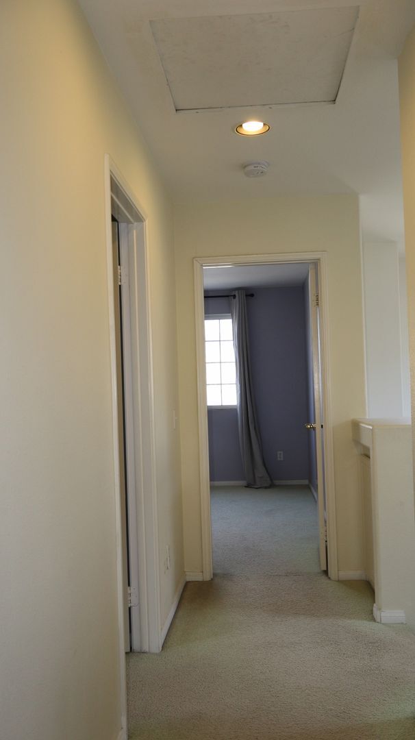 Building Photo - 1820 San Sebastian Ave