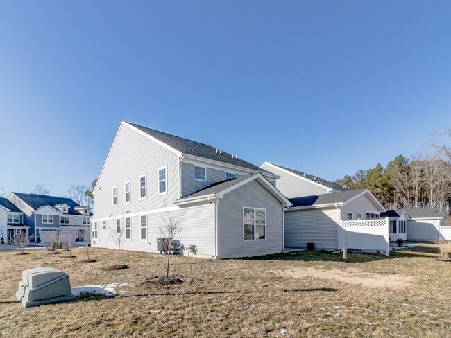 Building Photo - Year round - Furnished Townhome - Frankford