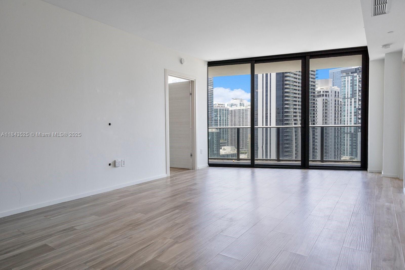 Building Photo - 801 S Miami Ave