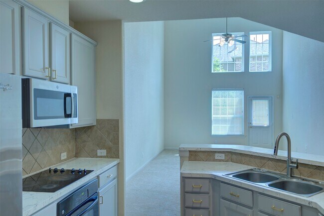Building Photo - 1139 Glenwood Canyon Ln