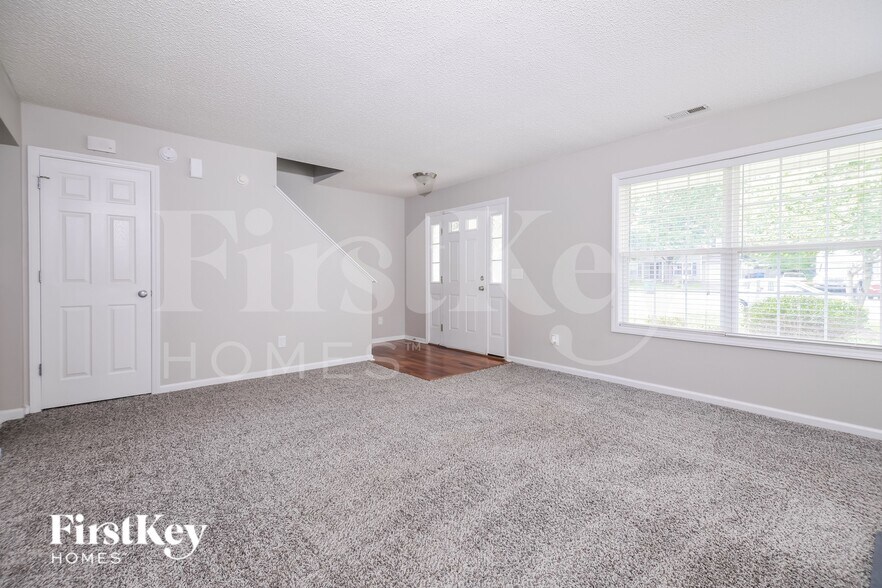 Building Photo - 4306 Lady Slipper Ln