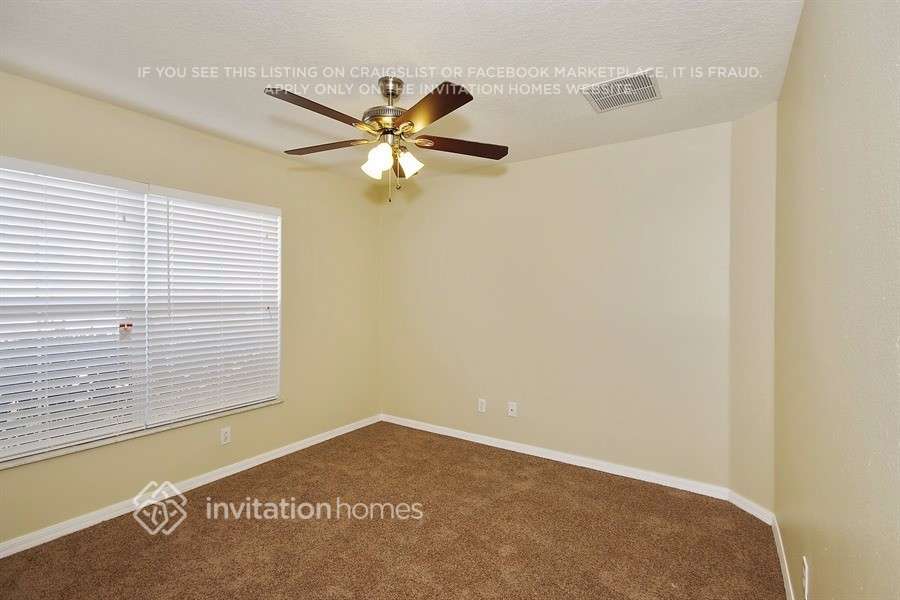 Building Photo - 16951 Sunrise Vista Dr