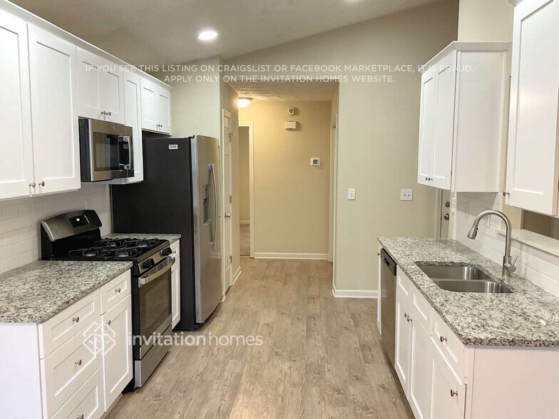 Building Photo - 2460 Lofton Ct