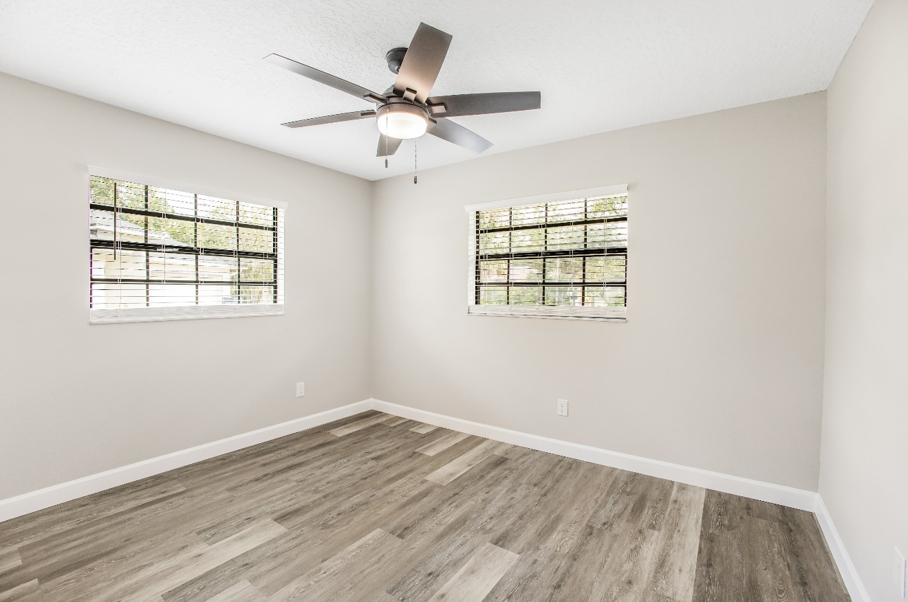 Building Photo - 2636 Mockingbird Vlg