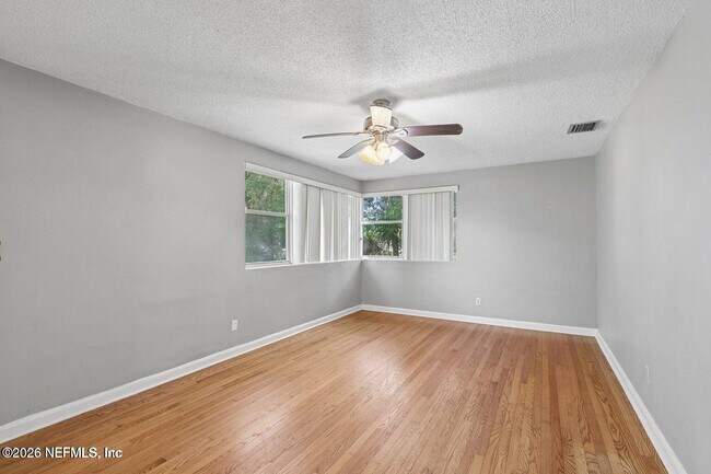 Building Photo - 356 Tidewater Cir W