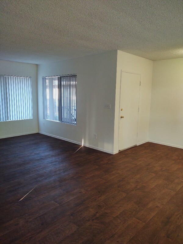 Building Photo - 2239 E Lenita Ln