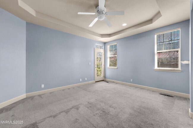 Building Photo - 6578 Aston Cir