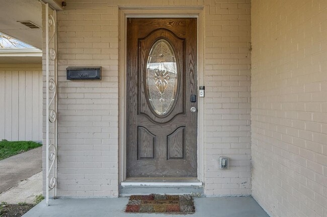 Building Photo - 4313 Bonnie Dr