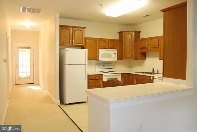 Building Photo - 12909 Little Hayden Cir