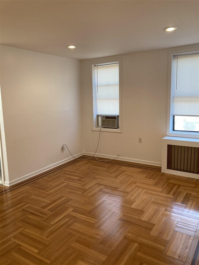 Building Photo - 6305 Boulevard E