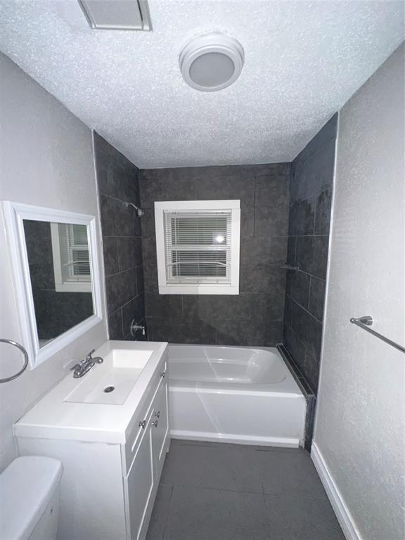 Building Photo - 1401 Collier St