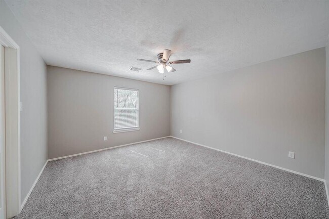 Building Photo - 9322 Canady Park Ln