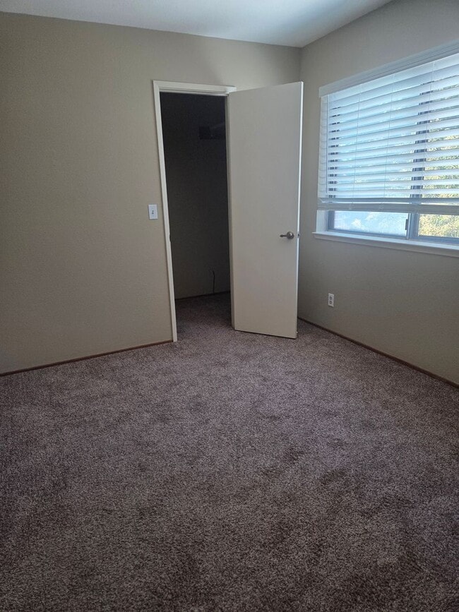 Building Photo - 3617 Scottsboro Dr