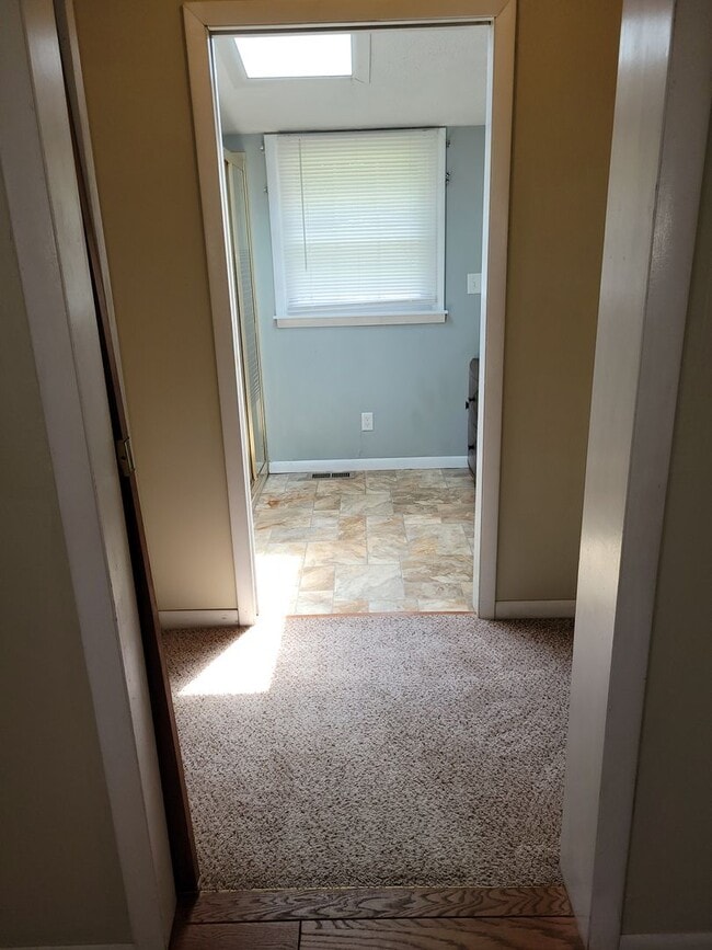 Building Photo - 3915 S Orchard Ct