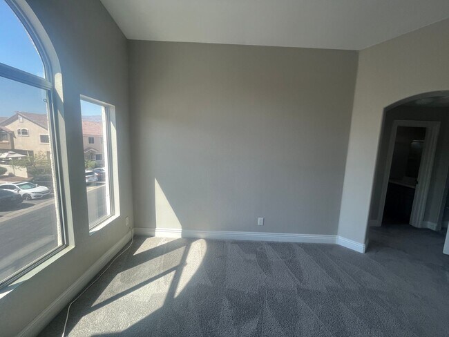 Building Photo - 2 bedroom 2 bath condo Gated community Nor...