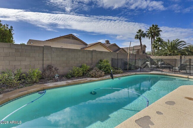 Building Photo - 5339 W Buffalo Pl