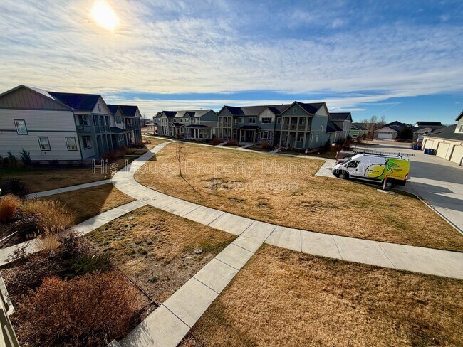 Building Photo - 2640 Brookstone Dr