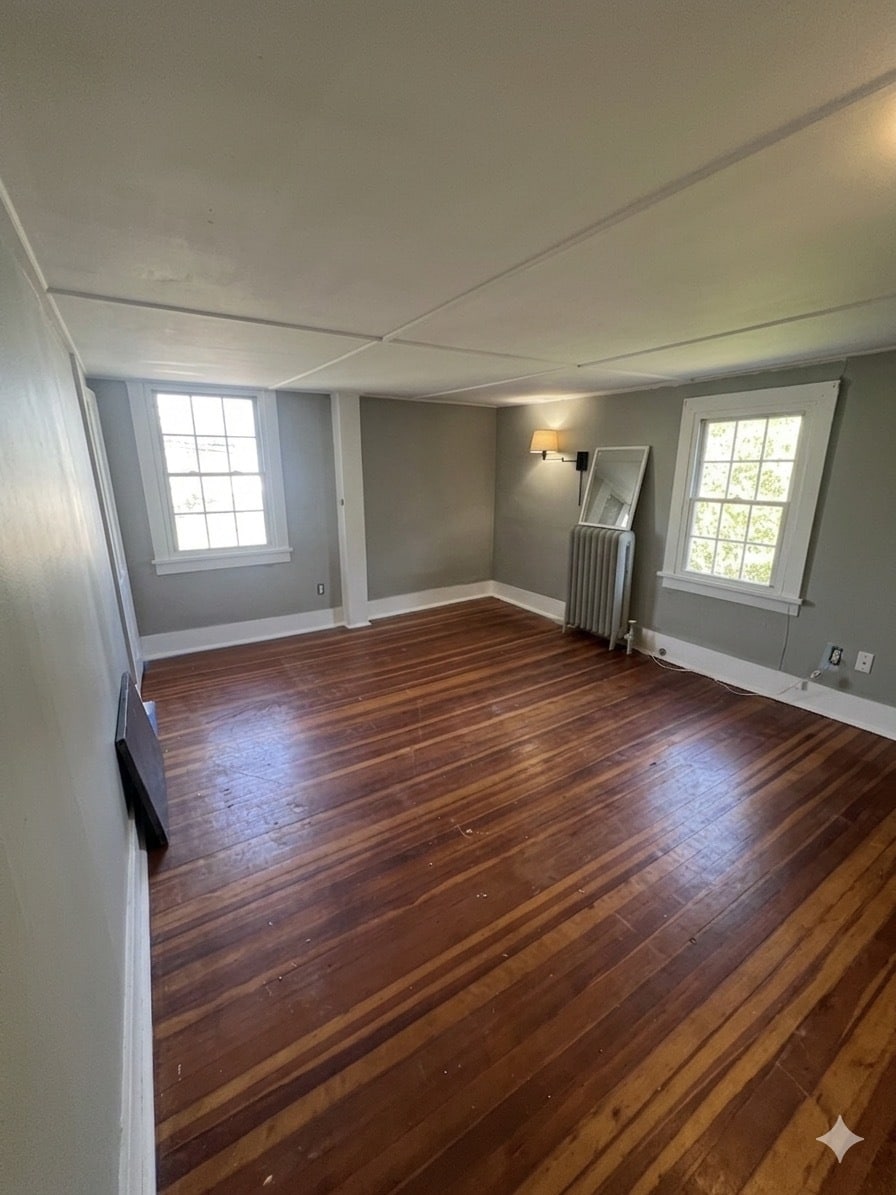 Building Photo - 235 Main St