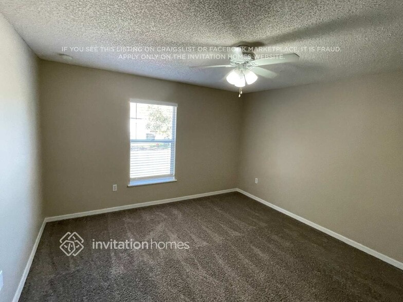 Building Photo - 2945 Ruxton Dr