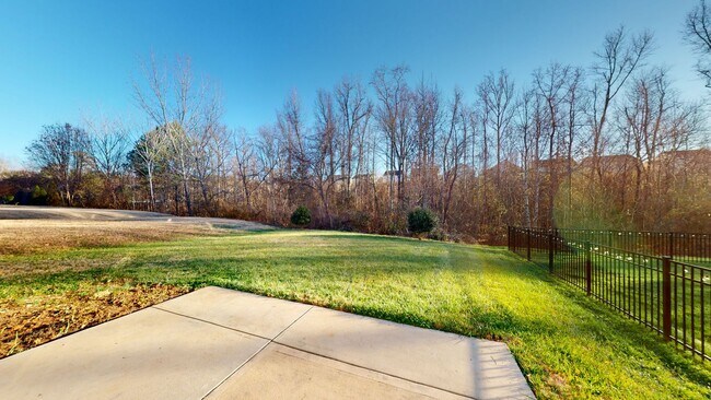 Building Photo - 16126 Long Talon Way
