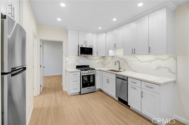 Building Photo - 1013 E Angeleno Ave