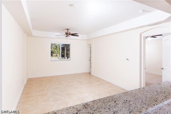 Building Photo - 1100 Pine Ridge Rd