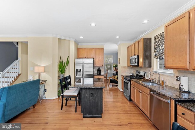 Building Photo - 42968 Chesterton St